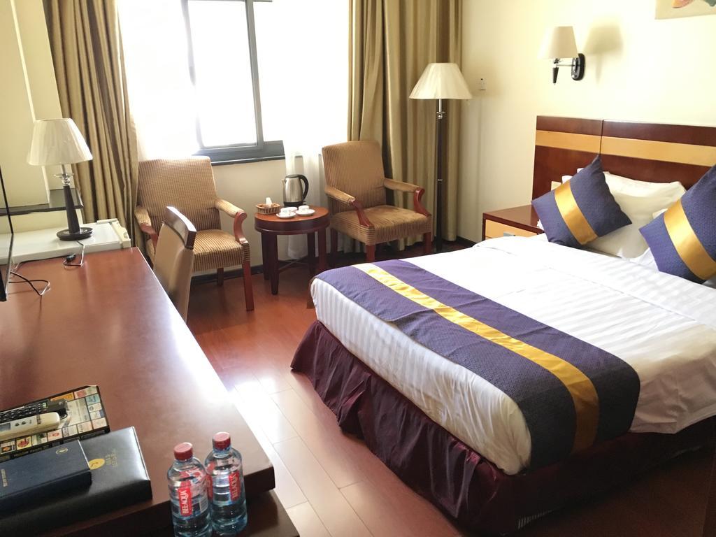 G.S Plaza Hotel Accra Bagian luar foto